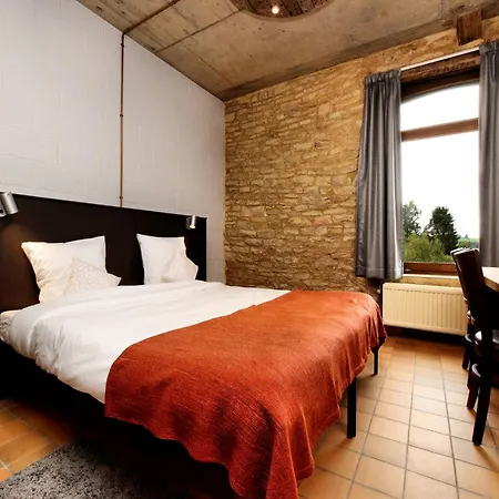 Group With Pool & Sauna, Cleaning Included Vakantiehuis