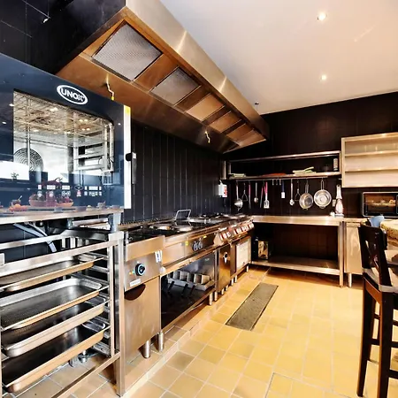 Vakantiehuis Group With Pool & Sauna, Cleaning Included Sainte-Cécile